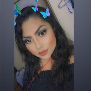 Meet your Posher, Marcela